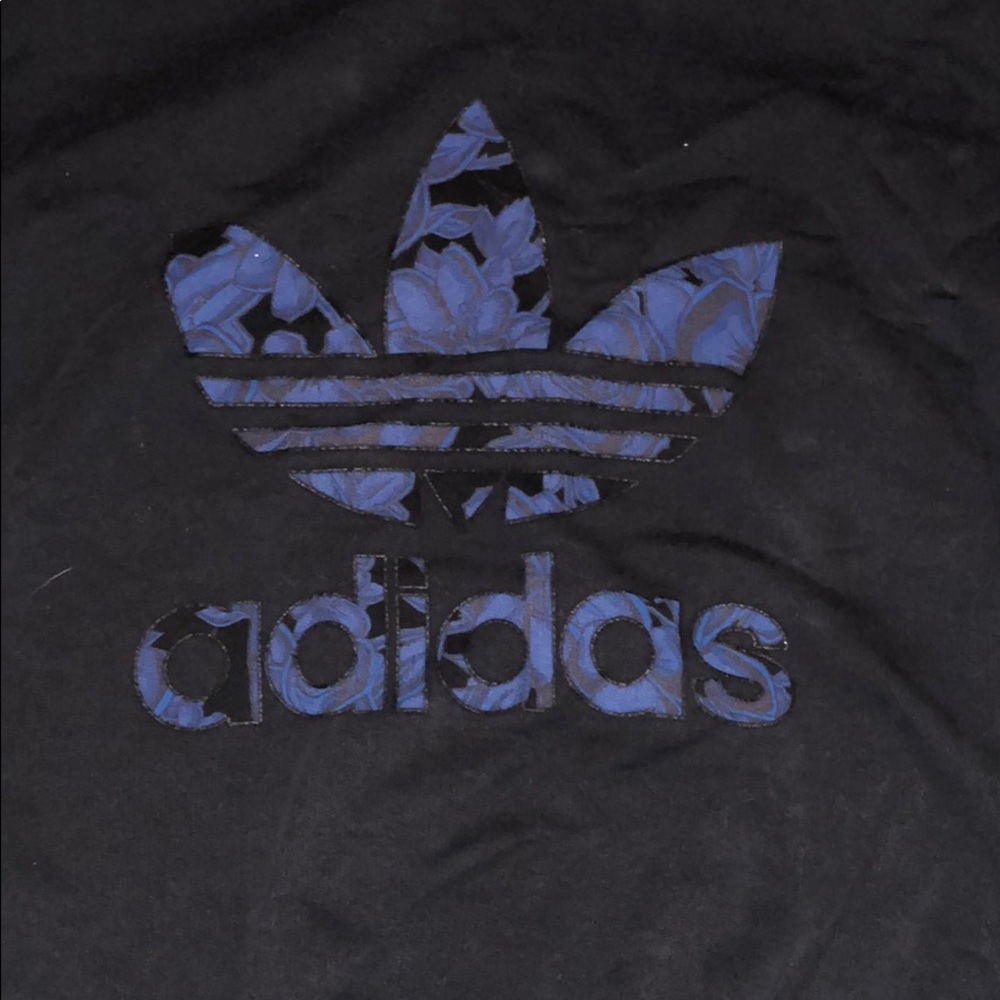 Black adadis crewneck sweatshirt